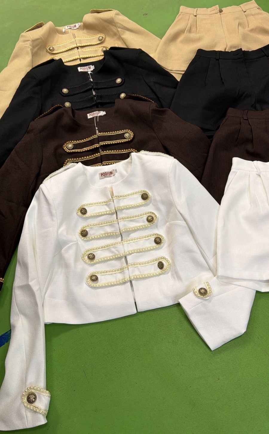 стильные наряды,модный стиль одежды,мода модная,женская мода