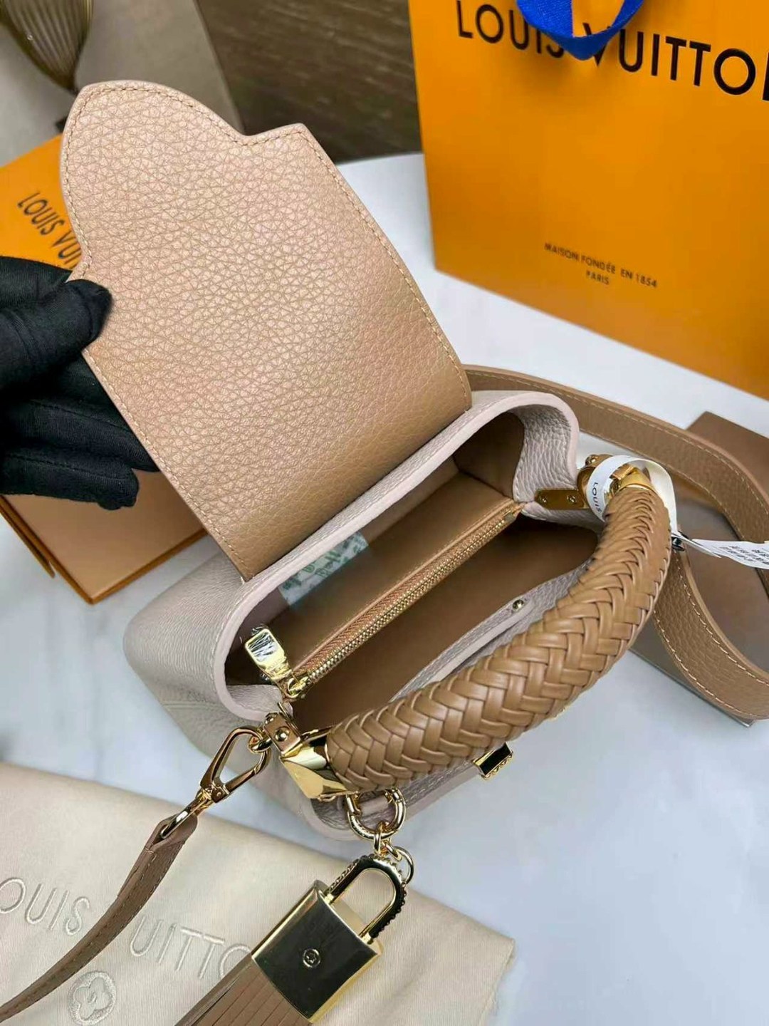 сумка louis vuitton женская,сумка louis vuitton,сумка на плечо louis vuitton,сумка louis vuitton capucines,сумка луи виттон