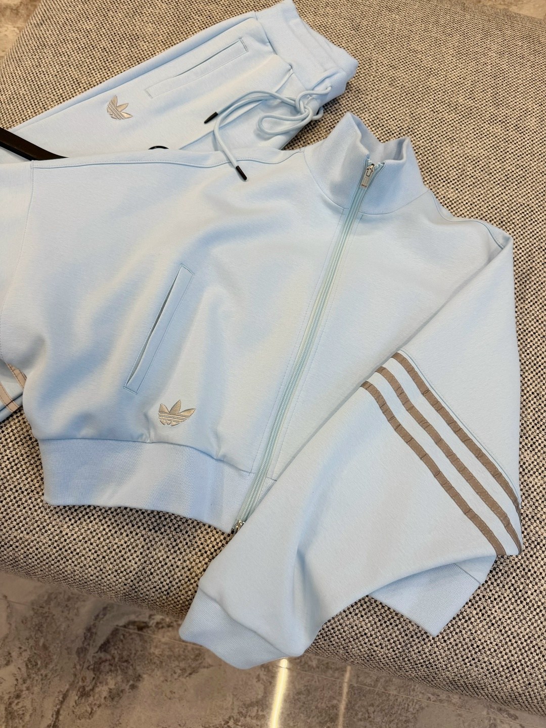 костюм женский,костюм спортивный женский,велюровый костюм,костюм женские спортивные костюмы,костюмы голубые