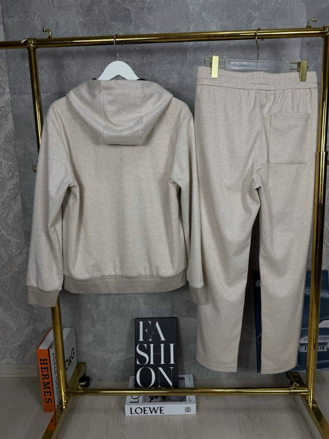 спортивный костюм brunello cucinelli,спортивный костюм loro piana,кашемировый костюм loro piana,костюм loro piana,спортивный костюм dior