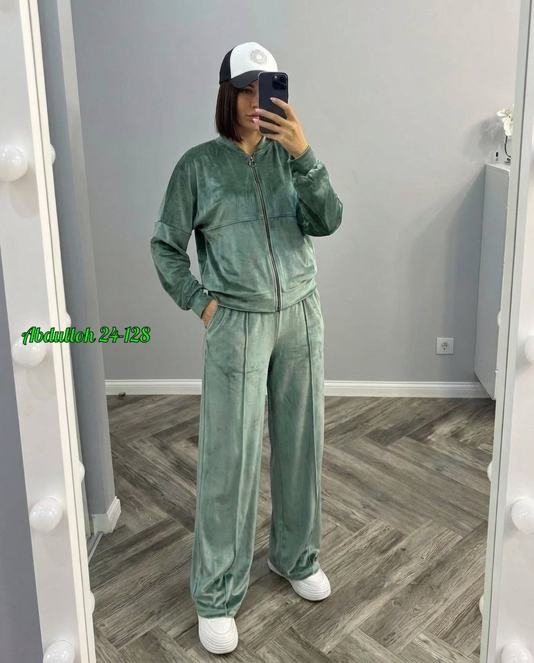 велюровый костюм,велюровый костюм женский,велюровый спортивный костюм,костюм женский,брючный костюм велюровый