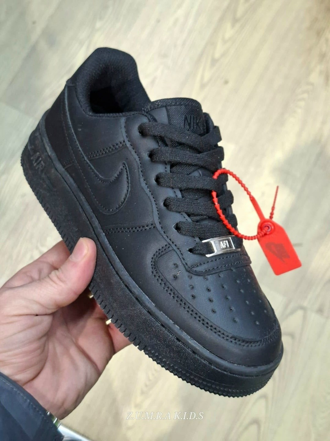 nike air force 1 cdg x supreme,supreme x cdg x nike air force 1 low sneakers,supreme x cdg x nike air force 1,кроссовки nike air force 1 supreme,кроссовки supreme x cdg nike air force 1
