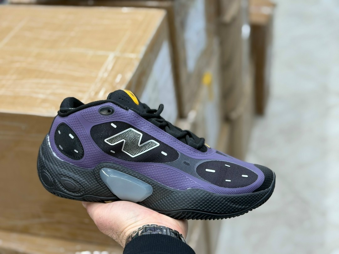 кроссовки new balance,баскетбольная ,баскетбольные кроссовки,коби брайант кроссовки,кроссовки