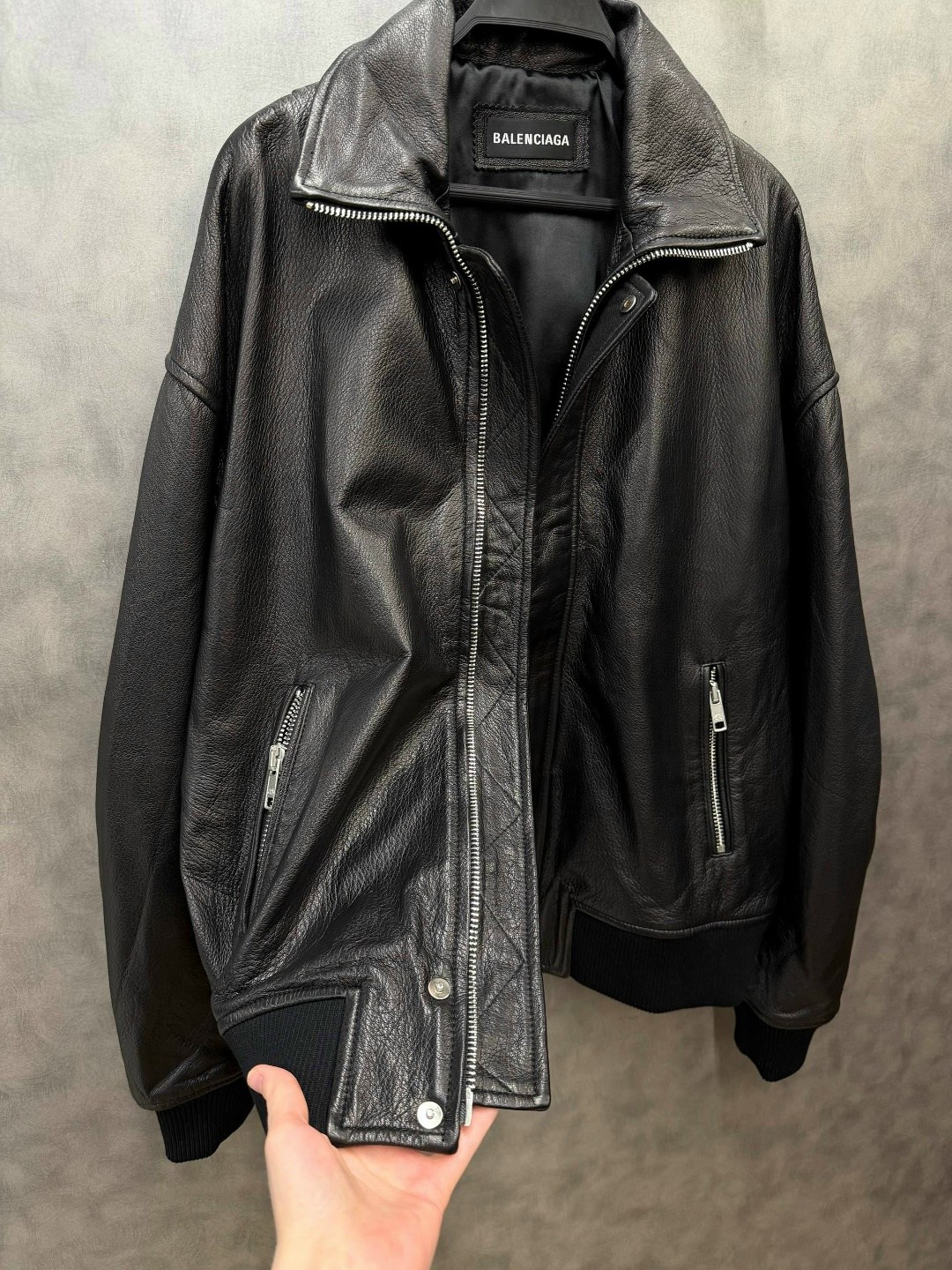 кожаная куртка,куртка кожаная мужская,кожаная куртка tom ford,баленсиага кожаная куртка,кожаная куртка balenciaga