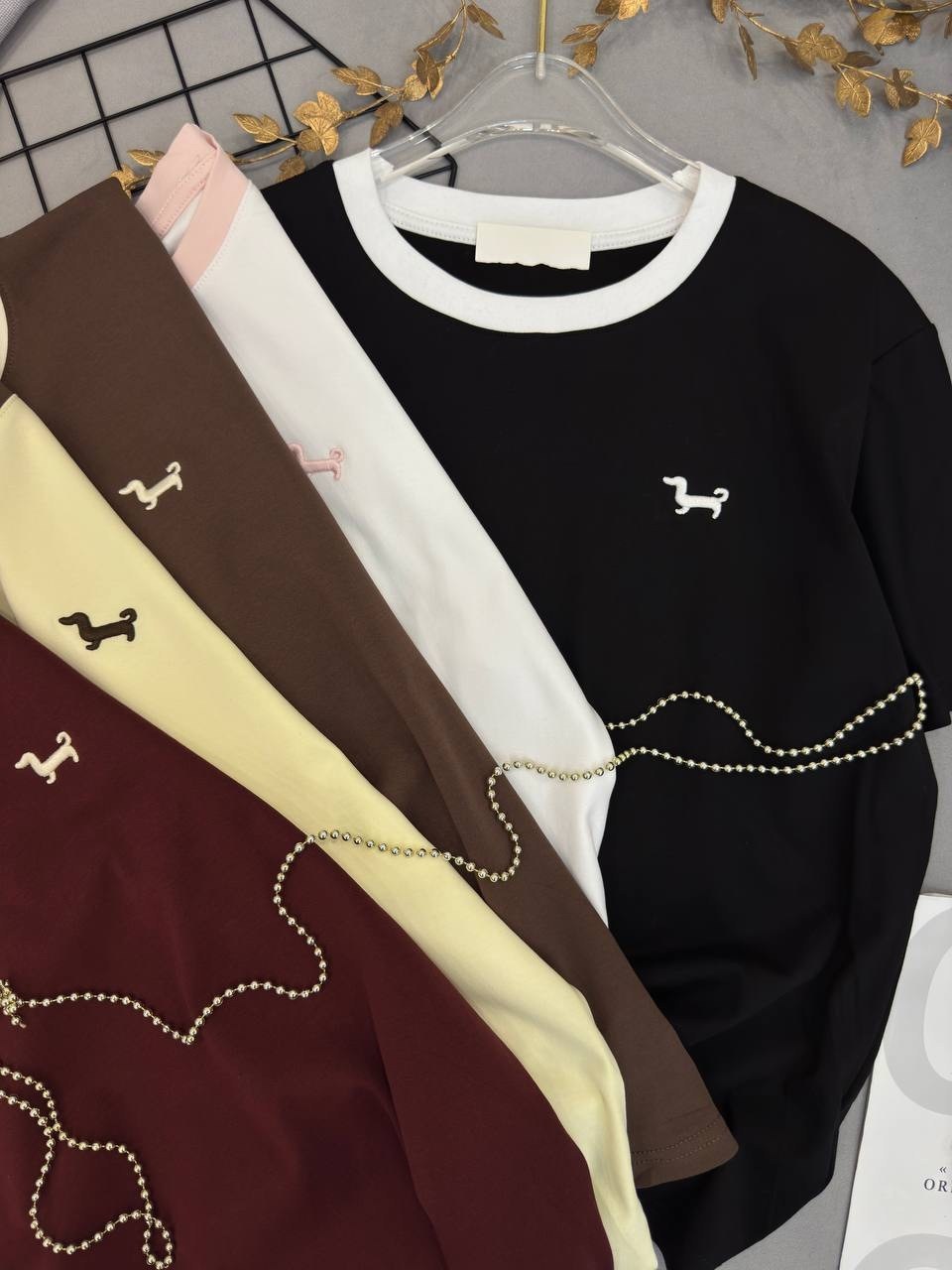 свитер с вышивкой таксы,свитер с вышивкой таксы с комфортным кроем,женская кофта,футболки женская,футболки модные