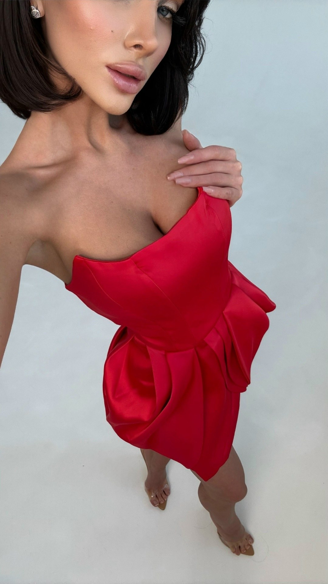 короткое вечернее платье,платье с юбкой-баллон в черном цвете,платье,платья мини,короткое платье