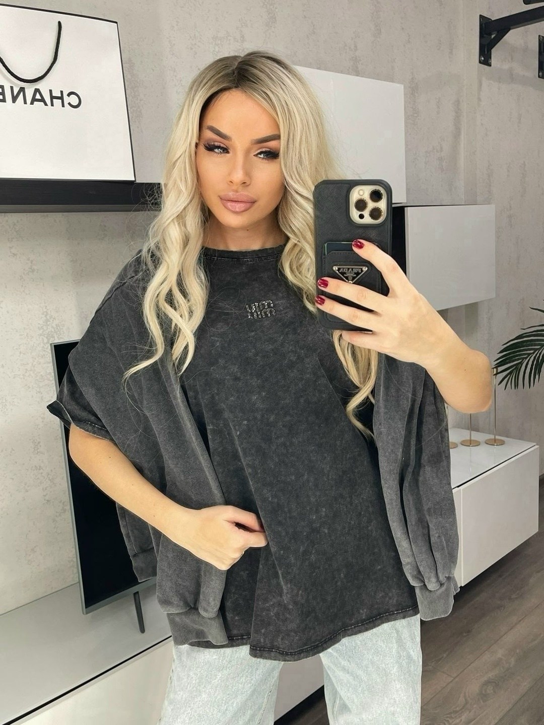 футболка с эффектом tie-dye (под варёнку) с камешками,футболка-варенка,женская футболка,серая футболка варенка оверсайз maxluk,футболка в стиле оверсайз