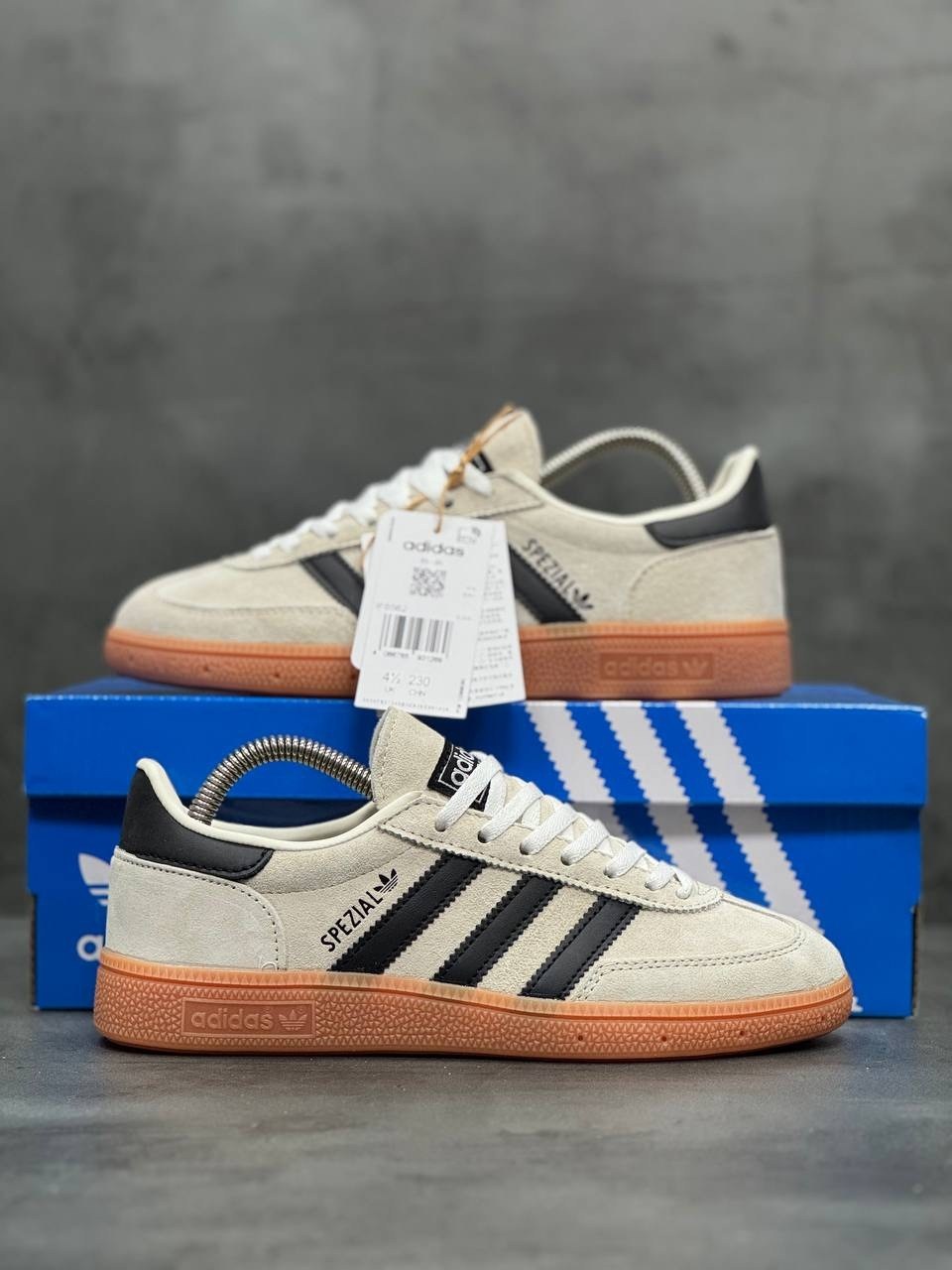 кроссовки adidas spezial,adidas handball spezial,кроссовки adidas handball spezial,женские кроссовки adidas handball spezial,adidas кроссовки handball spezial w алюминиевые черные