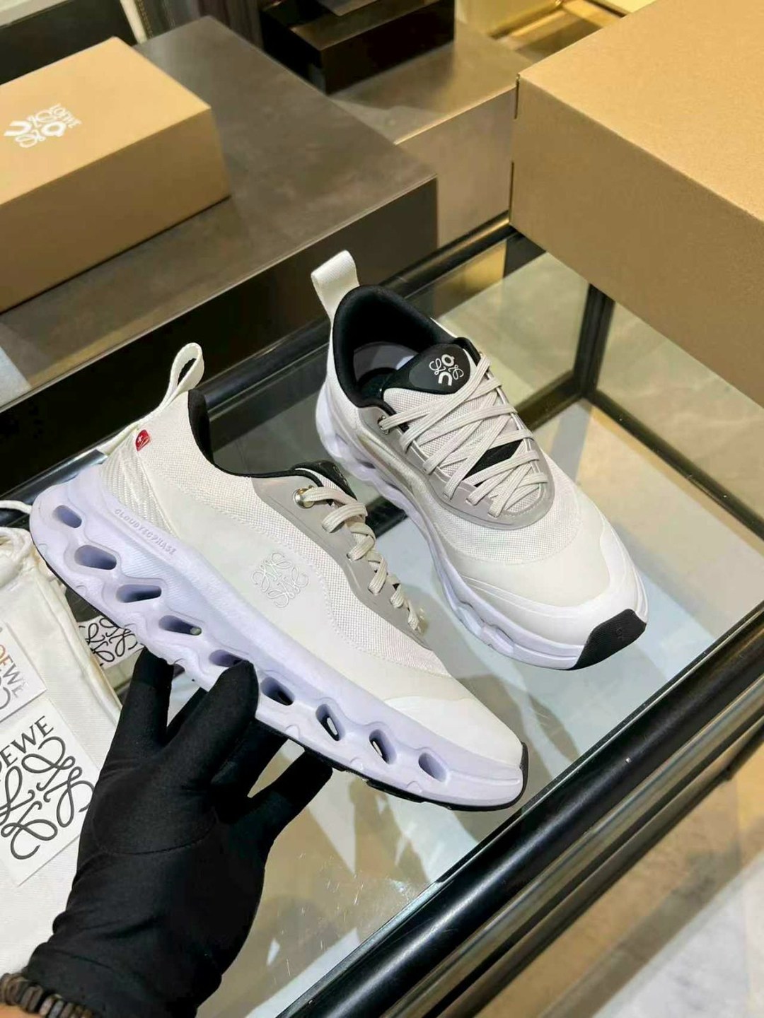 кроссовки брендовые,женские кроссовки,кроссовки,chanel кроссовки,loewe кроссовки