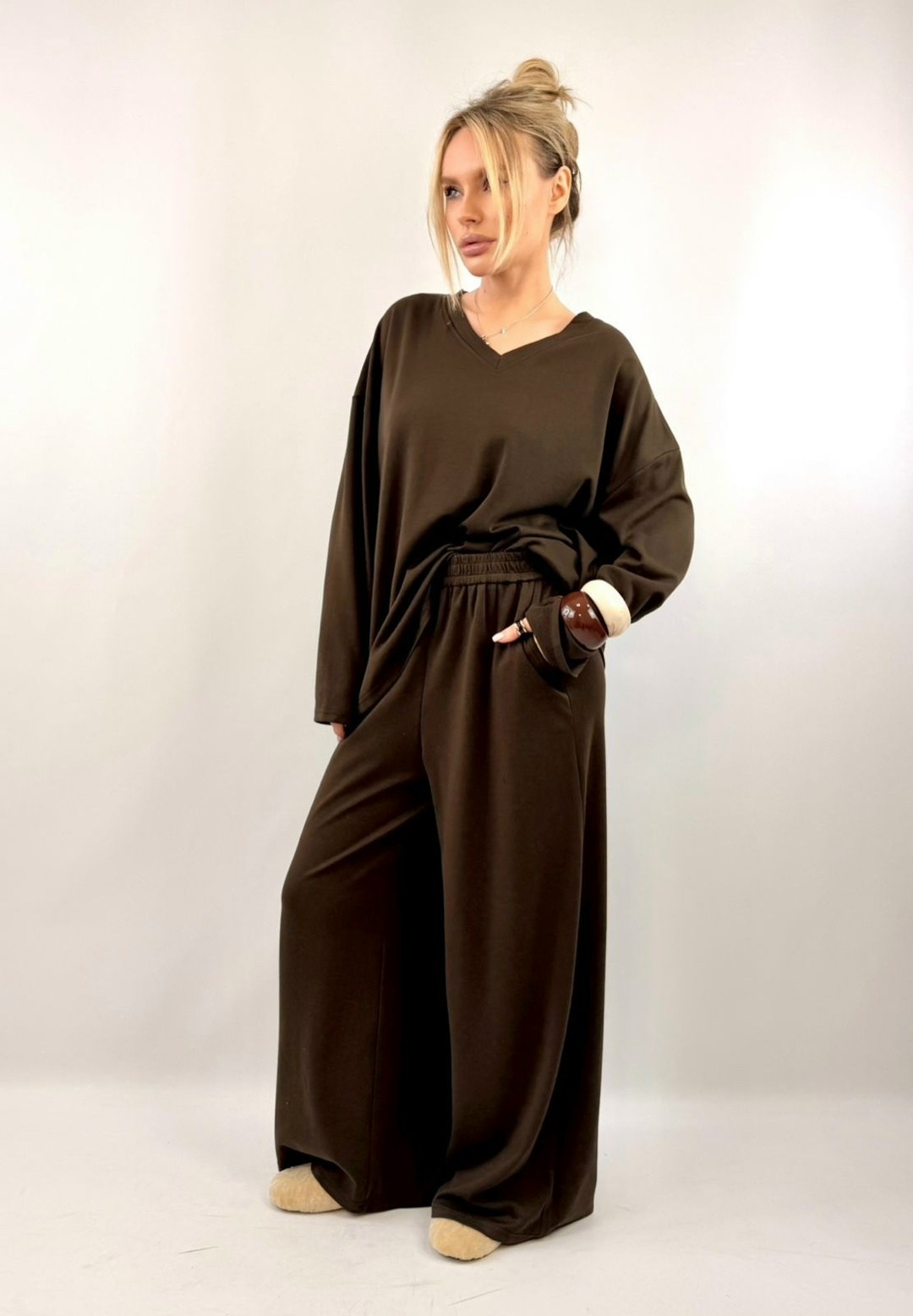 костюм с брюками,костюм женский,трикотажные костюмы,спортивные костюмы оверсайз,домашние костюмы