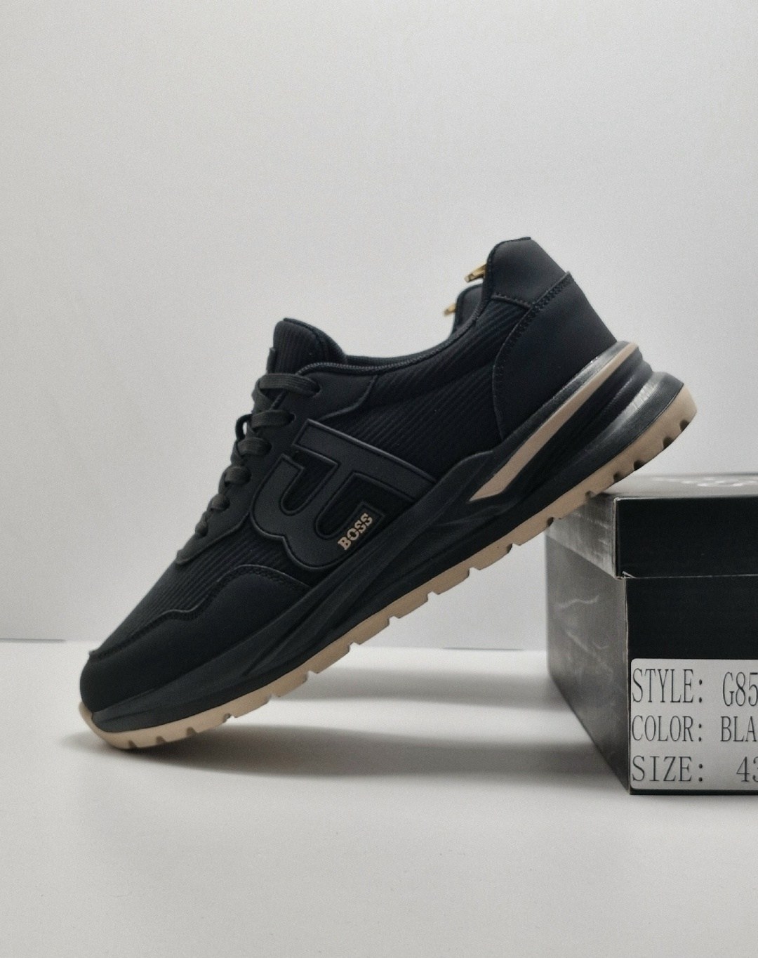 ,кроссовки брендовые,кроссовки фенди мужские,кроссовки мужские boss,мужские кроссовки