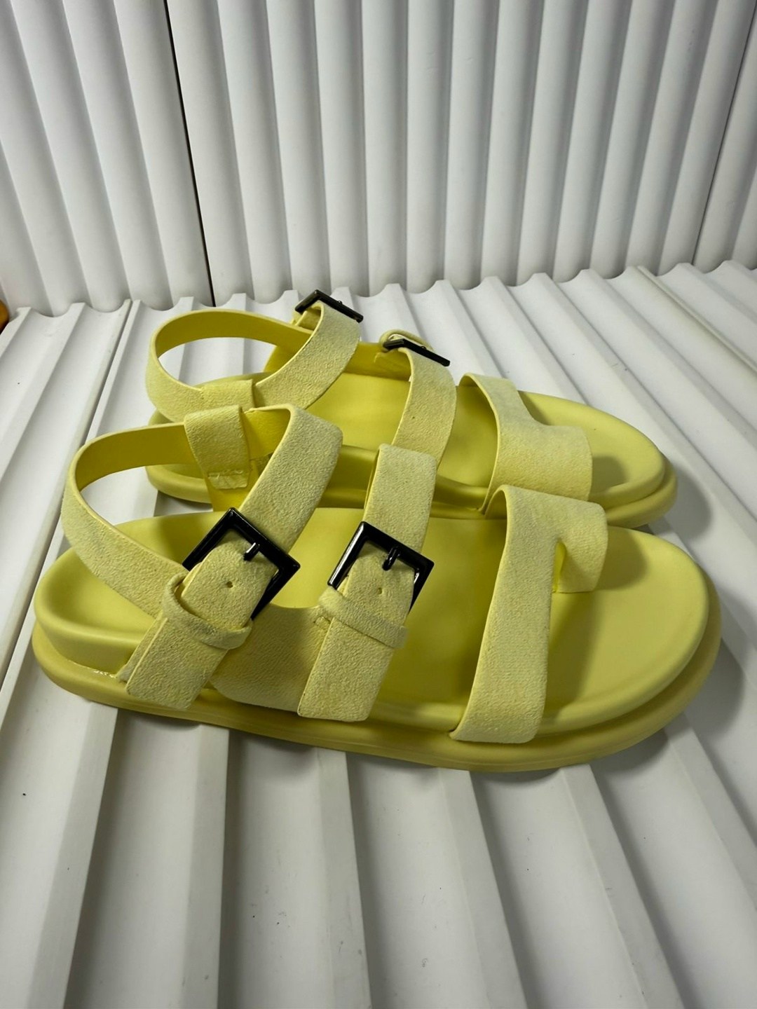 ,сандалии модные,сандалии,женские сандалии,сандали