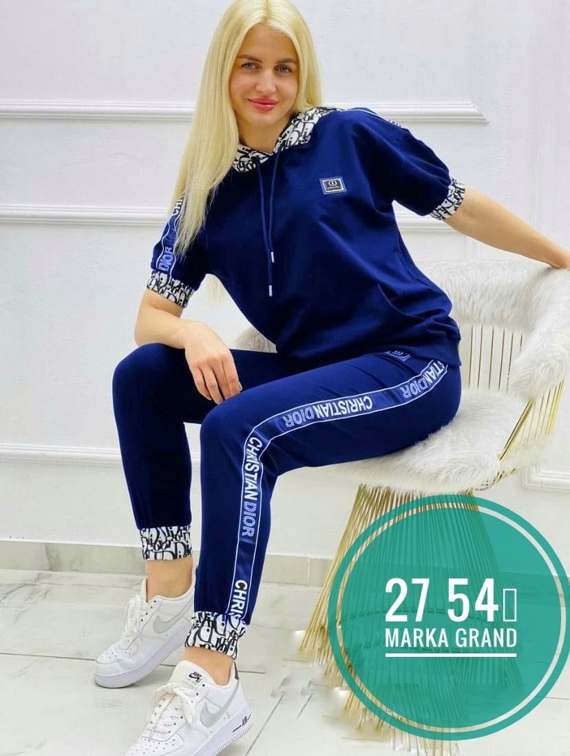 женские костюмы спортивные,костюм спорт шик,костюм спортивные женские костюмы,костюм спортивный женские спортивные костюмы,костюм женский