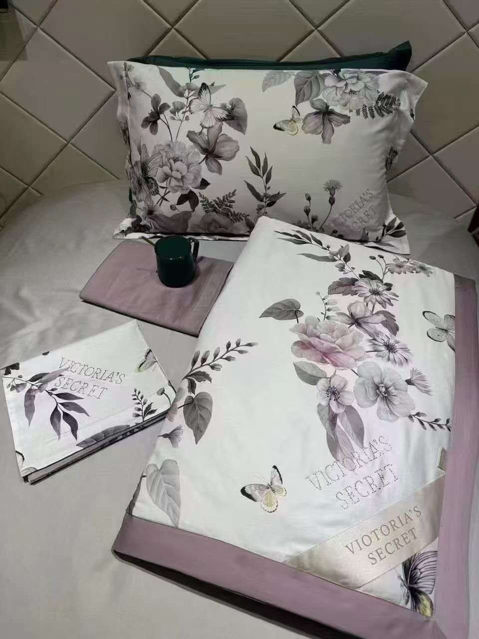 комплект постельного белья с одеялом,комплект постельного белья с готовыми одеялами,постельное белье с одеялом blumarine,постельное белье с одеялом сатин люкс,комплект постельного белья