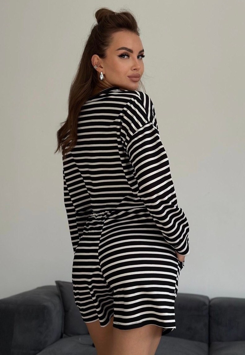 стильные костюмы,костюм со свитшотом,костюм женский,костюм в полоску с шортами,костюм с шортам