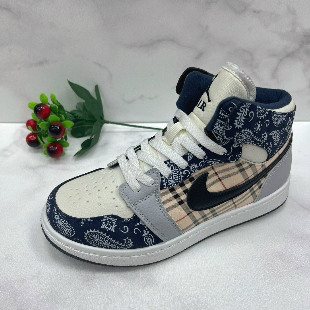 женские кроссовки,кроссовки женские nike air jordan 1,кроссовки nike air jordan 1,кроссовки nike air jordan,зимние кроссовки nike air jordan 1
