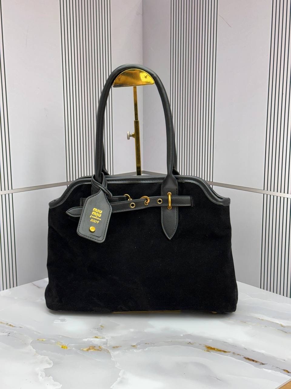 замшевая сумка miu miu 43x29 см,сумка miu miu натуральная замша 40х30х13,сумка женская miu miu,miu miu сумка,сумка