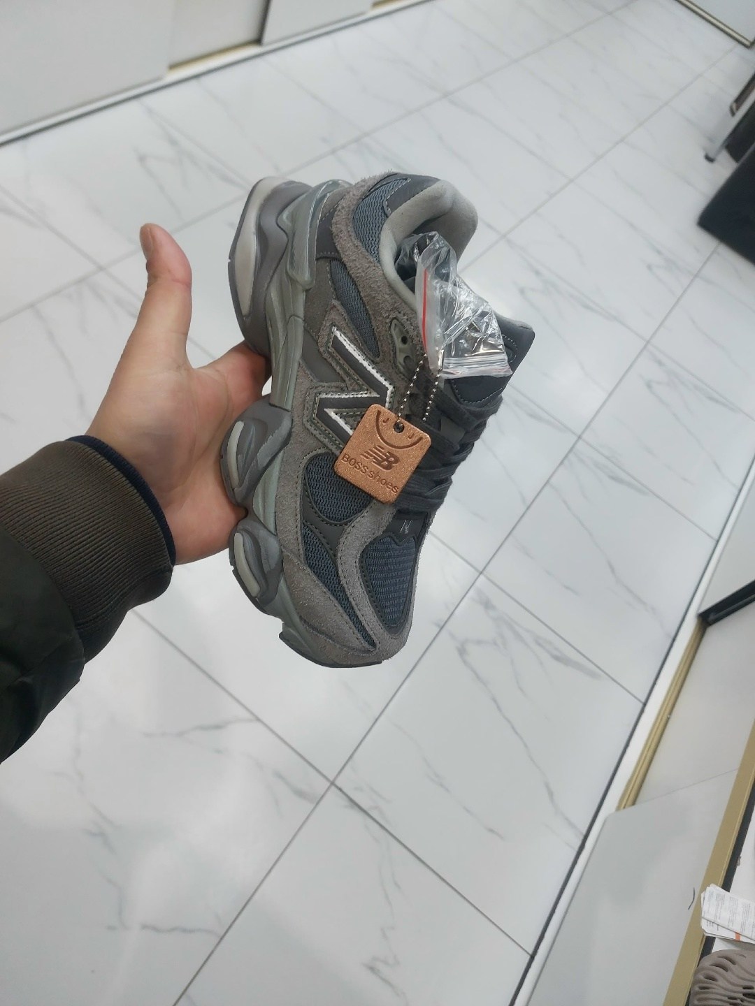 кроссовки new balance 9060,кроссовки new balance 9060 36-41 серые,кроссовки new balance,кроссовки мужские new balance,кроссовки мужские new balance 9060