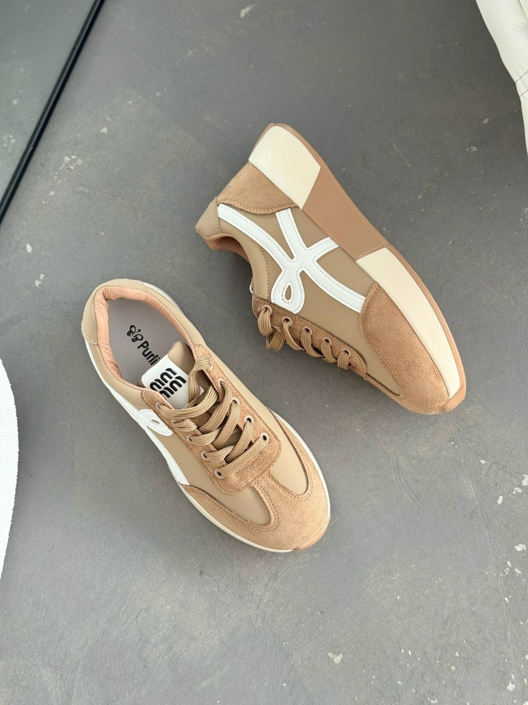 ,кроссовки женскиe,бежевые кроссовки,спортивная ,кроссовки для женщин