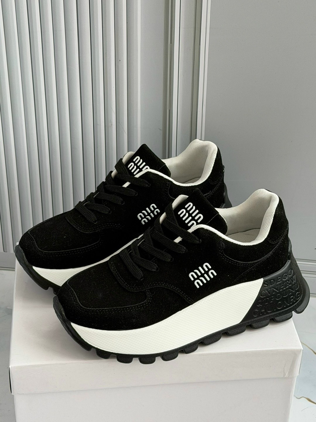 женские кроссовки,кроссовки модные,,кроссовки женские черные,женские кроссовки на платформе