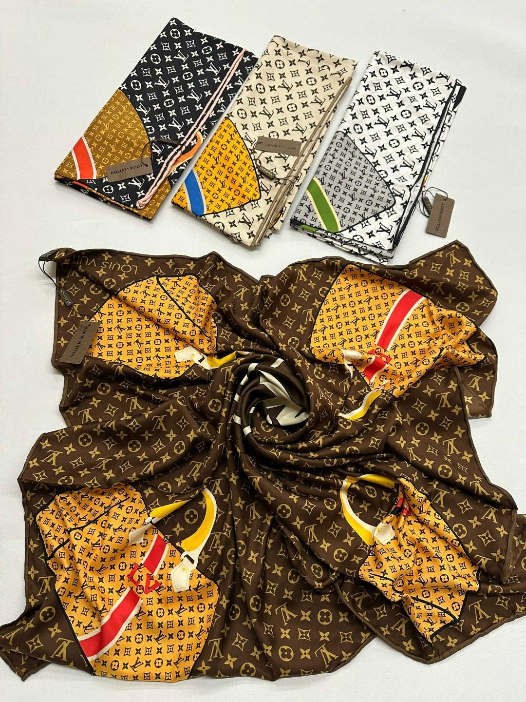 dior платок,шелковый платок christian dior,платок женский,брендовый платок,платки шелковые