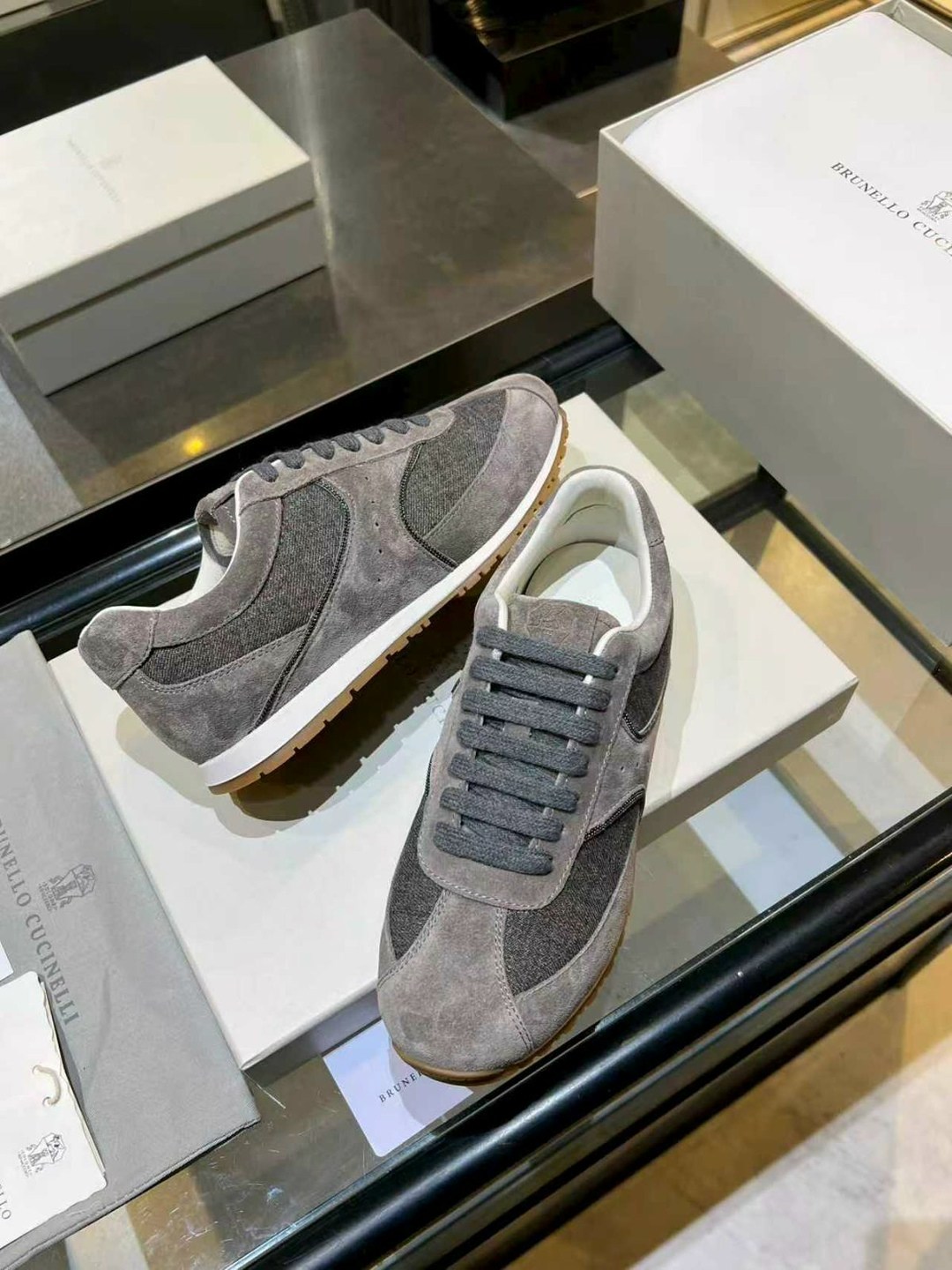 кроссовки brunello cucinelli замшевые,женские кроссовки brunello cucinelli,brunello cucinelli кроссовки,,замшевые кроссовки