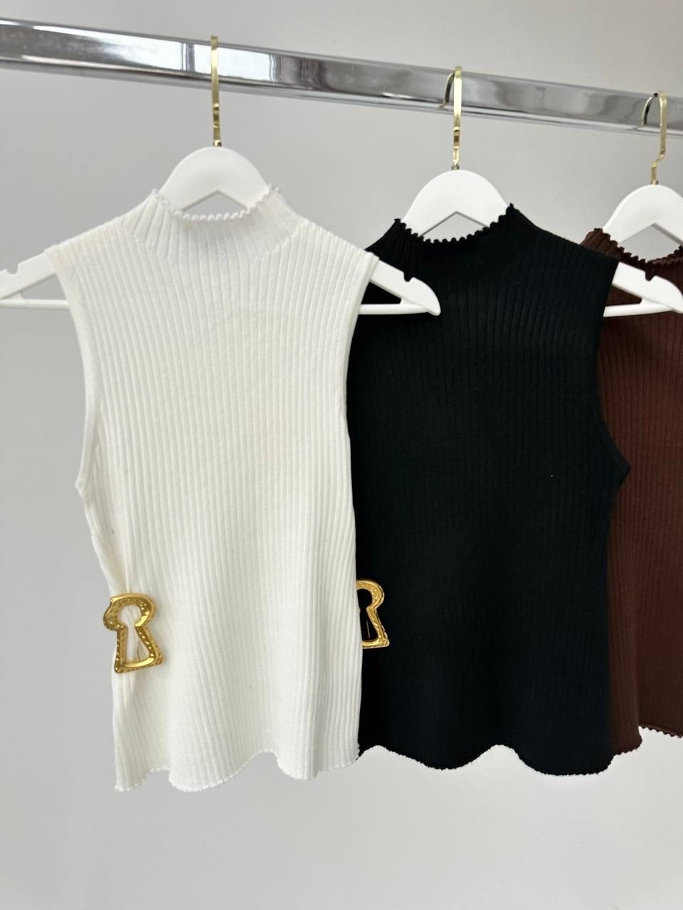 вязаные топы,водолазка с жилеткой,топы модные,одежда модная