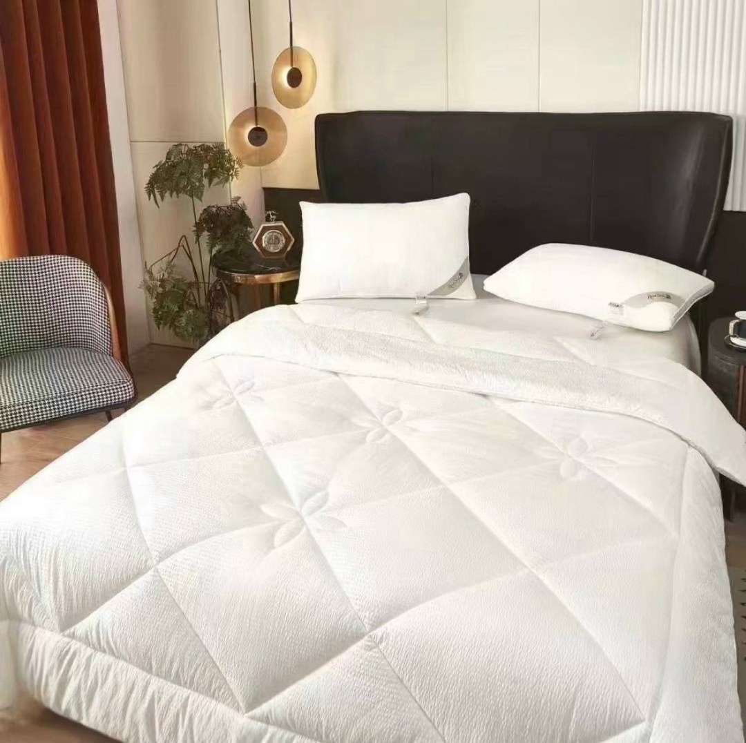 одеяло,одеяло хлопковое,одеяло стеганое,одеяло легкое,шелковое одеяло