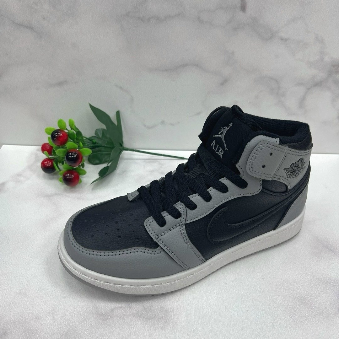 женские кроссовки,кроссовки женские nike air jordan 1,кроссовки nike air jordan 1,кроссовки nike air jordan,зимние кроссовки nike air jordan 1
