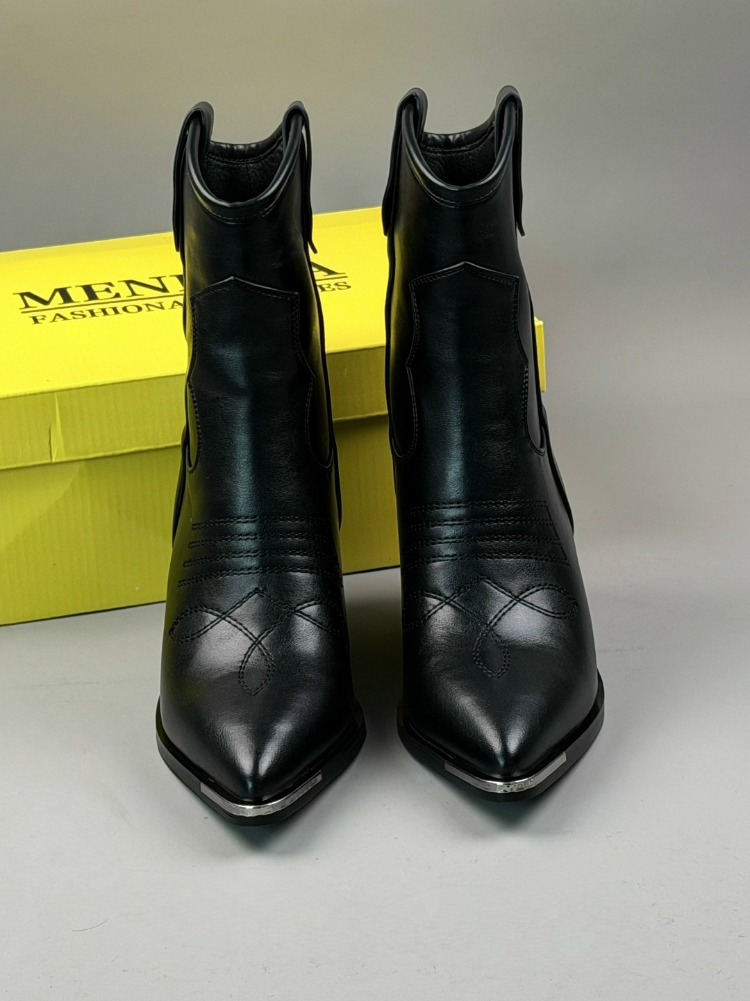 казаки женские,,ботильоны казаки,ботинки казаки,ботильоны женские