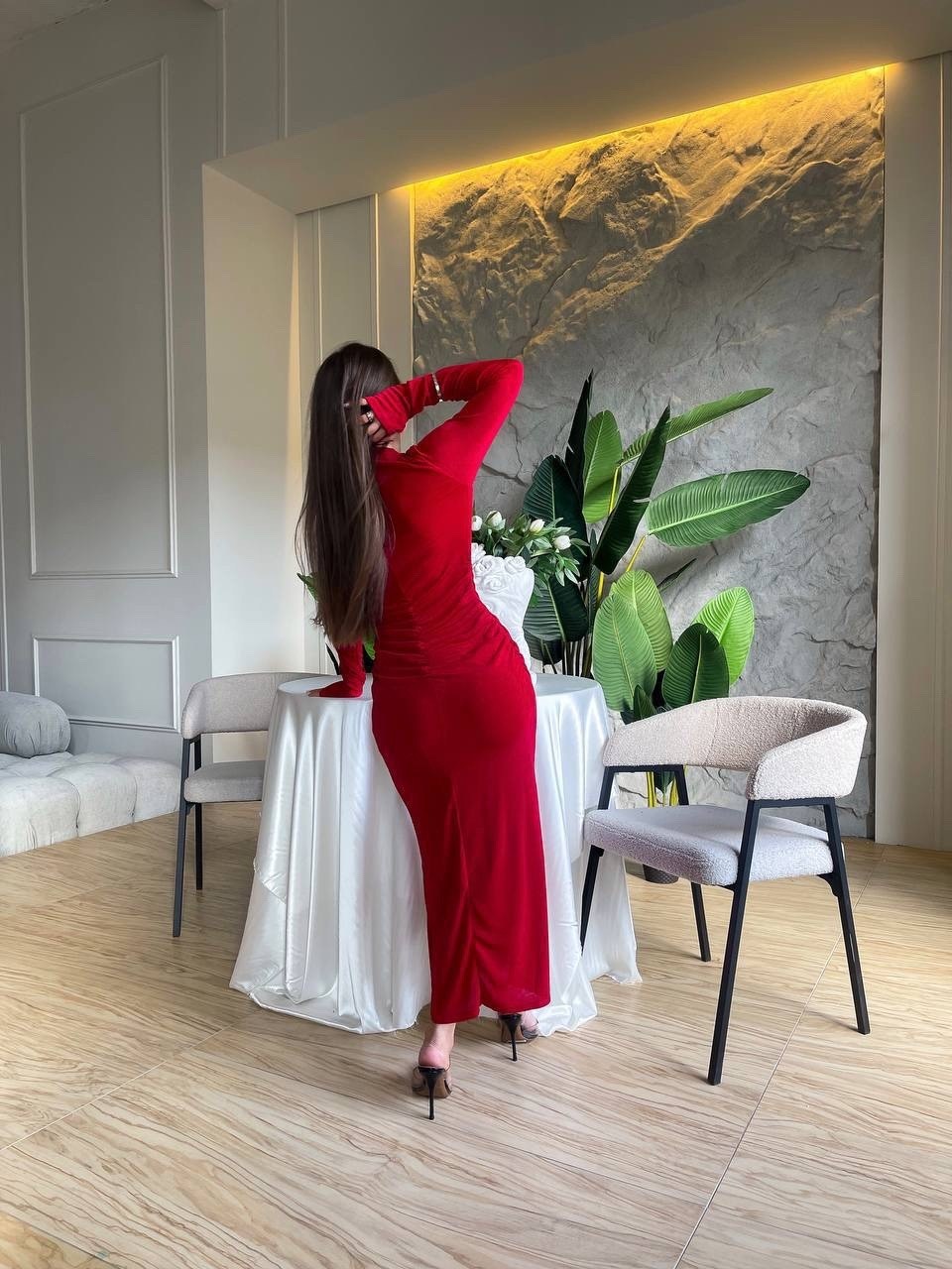 женское платье цвет красный,платье бархатное вечернее с разрезом на нг красное бархатное платье женское,женское платье,бархатное красное платье,роскошная коллекция три цвета шоколад черный красный