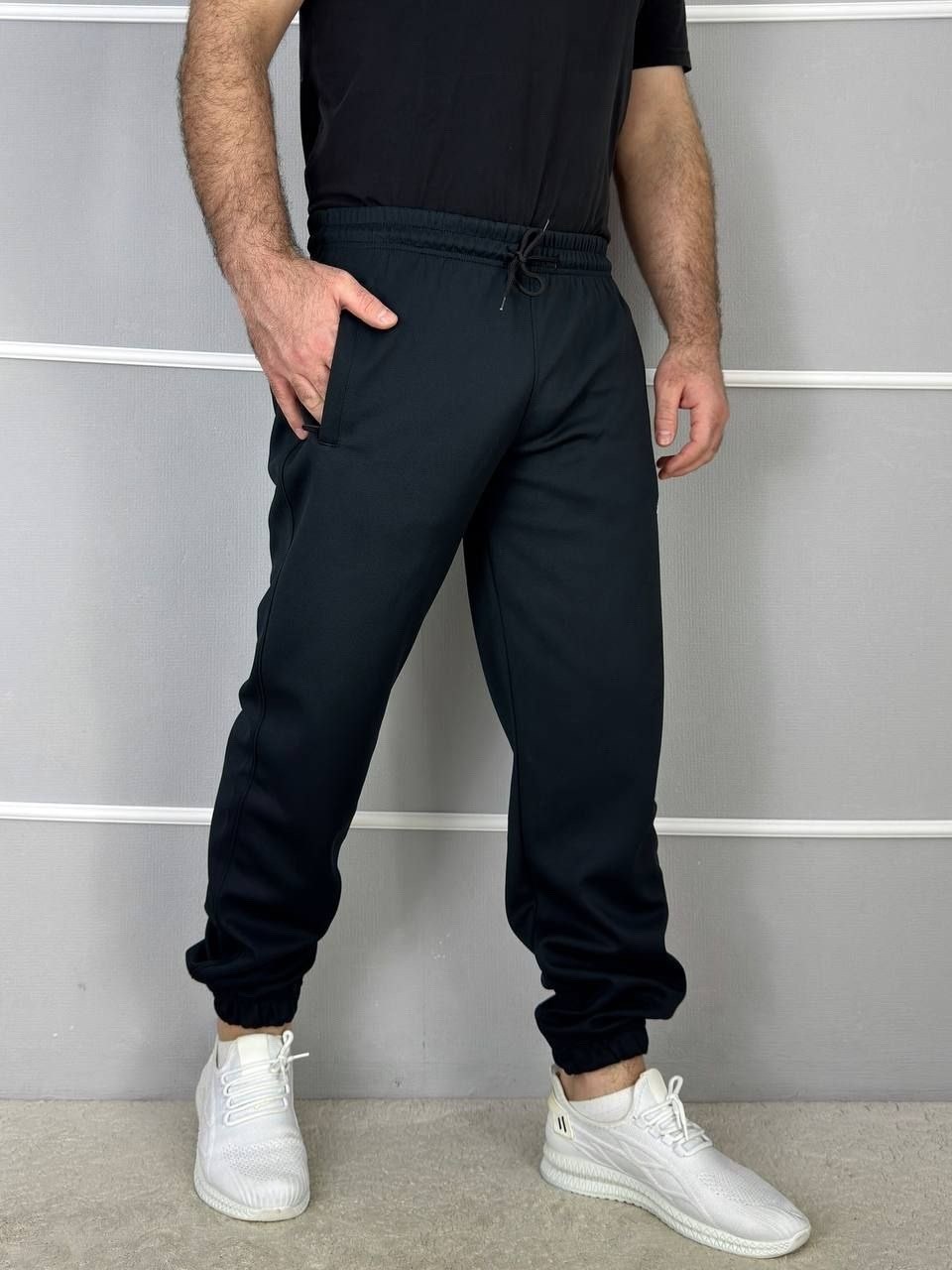 мужские спортивные штаны,штаны спортивные тонкие,брюки спортивные adidas,спортивные штаны мужские adidas,брюки спортивные мужские adidas арт. 10796772