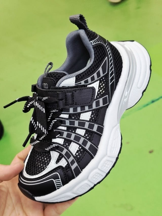 кроссовки,женские кроссовки,,повседневные кроссовки,кроссовки закрытые