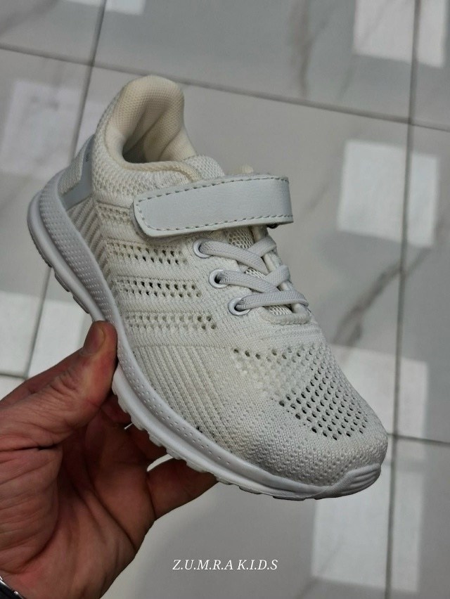 кроссовки,кроссовки мальчику,детские кроссовки,спортивная ,кроссовки закрытые