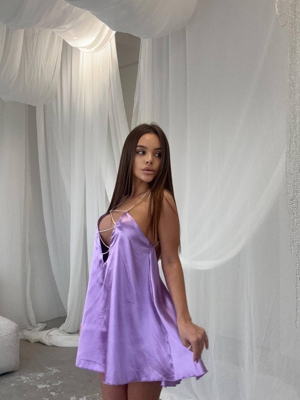 атласное платье,модное платье,платье короткие,нарядное платье,шелковое платье