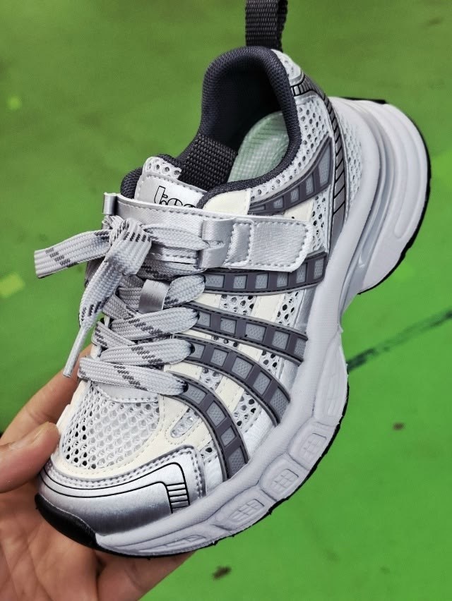 кроссовки,женские кроссовки,,повседневные кроссовки,кроссовки закрытые