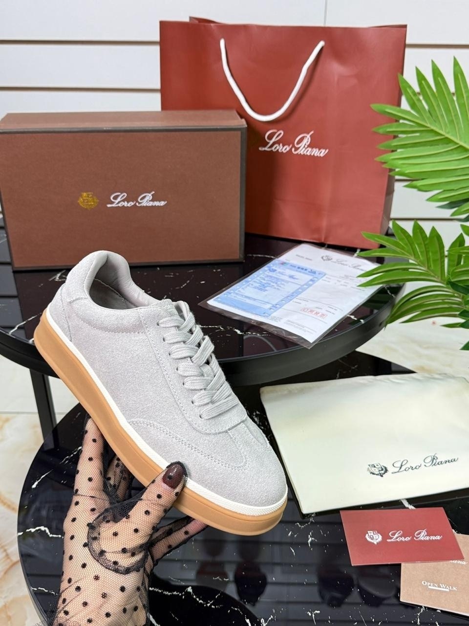 ,кроссовки loro piana,кеды loro piana,замшевые кроссовки,женские кроссовки