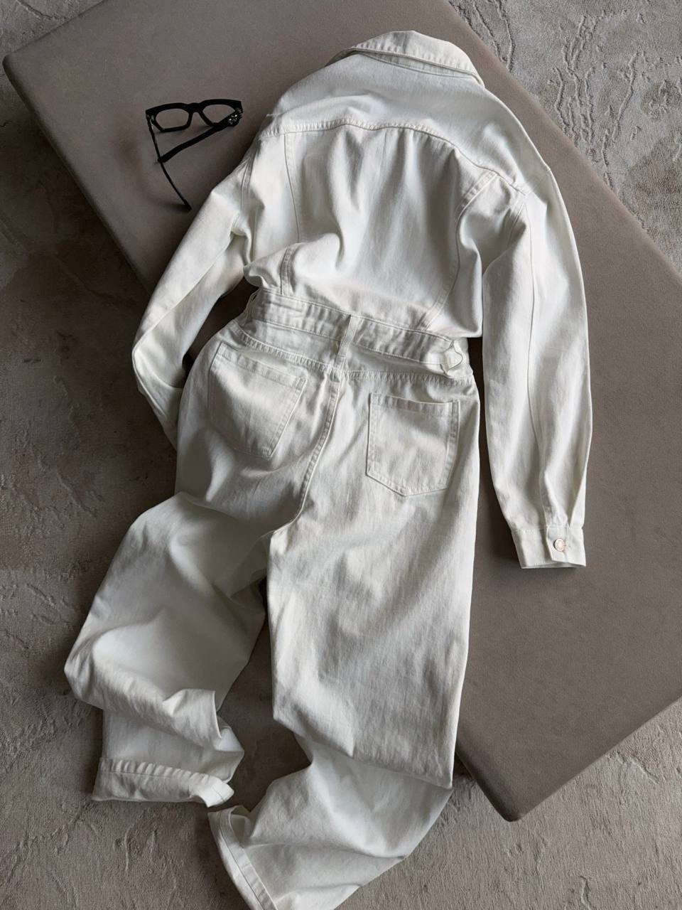 женские комбинезоны,джинсовые комбинезоны,комбинезон,комбинезон повседневный