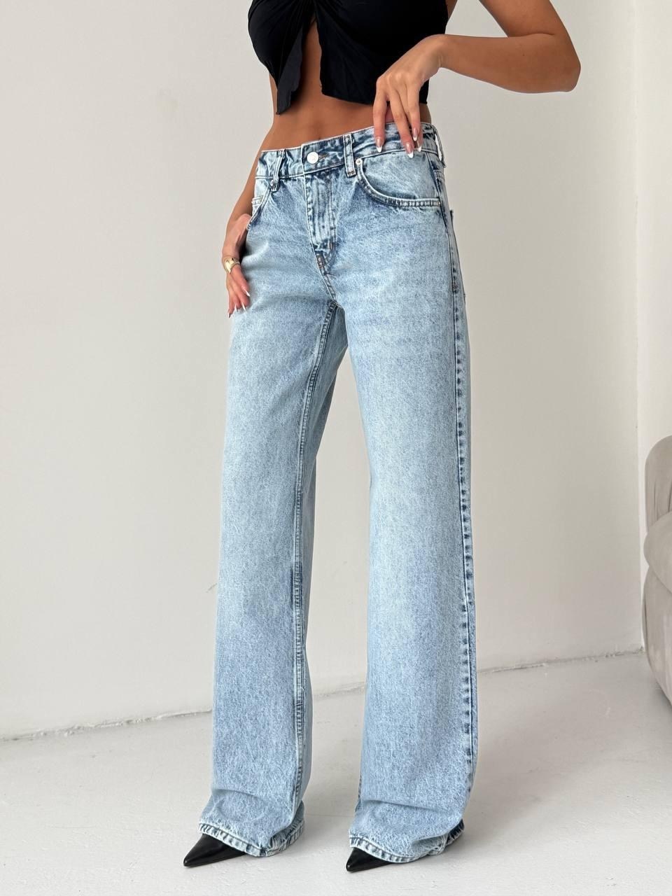 женские джинсы,модные джинсы,джинсы,джинсы голубой,джинсы широкие