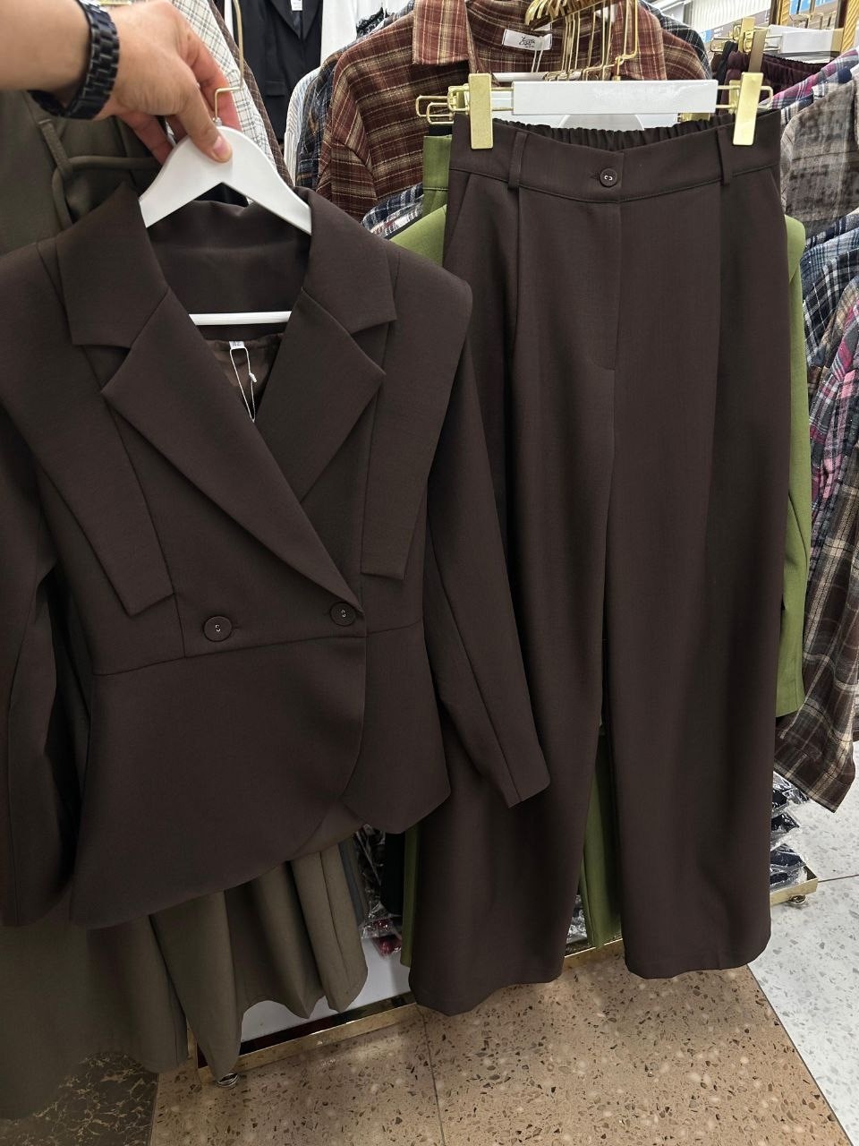 костюм классика,повседневный костюм,костюм брючный,женский брючный классический костюм,костюм с брюками