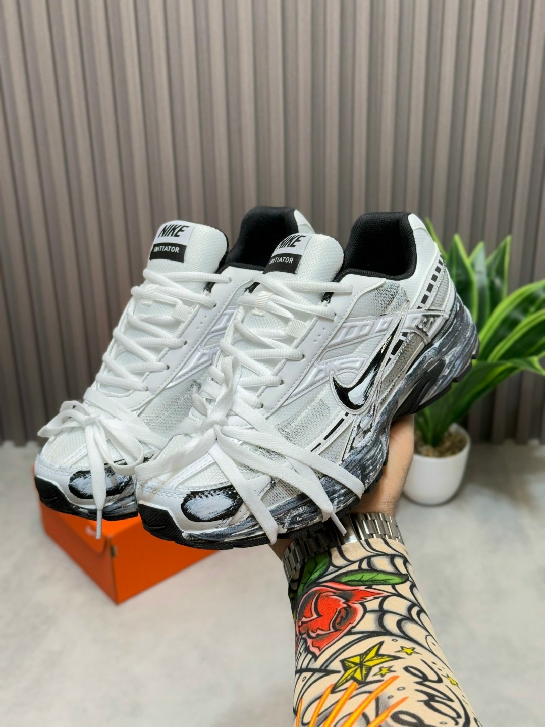 кроссовки для бега p-6000 с низким верхом черный серебряный nike,кроссовки для бега initiator мужские с низким верхом черные серебристые nike,кроссовки nike initiator,кроссовки,кроссовки nike