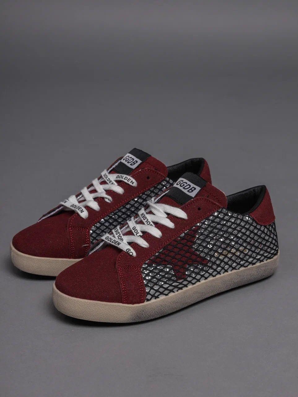 ,кроссовки golden goose с пайетками на платформе,кроссовки golden goose,кеды женски,кеды super-star с блестками golden goose черный