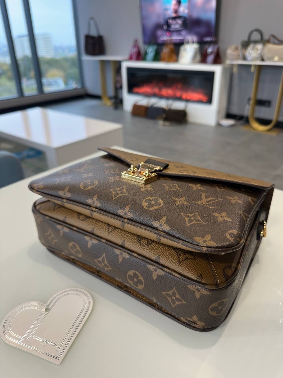 сумка женская louis vuitton,сумка louis vuitton,louis vuitton сумка на плечо,сумка louis vuitton pochette metis,сумка луи виттон