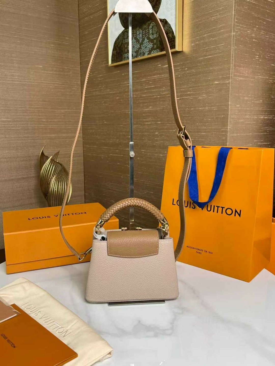 сумка louis vuitton женская,сумка louis vuitton,сумка на плечо louis vuitton,сумка louis vuitton capucines,сумка луи виттон