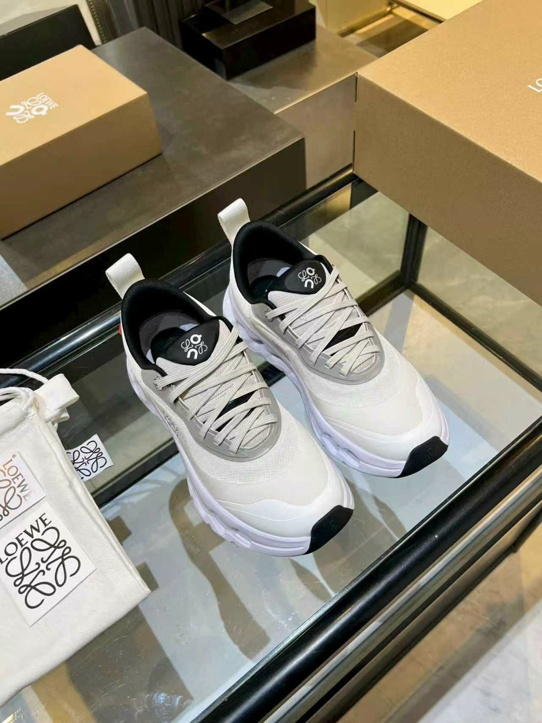 кроссовки брендовые,женские кроссовки,кроссовки,chanel кроссовки,loewe кроссовки