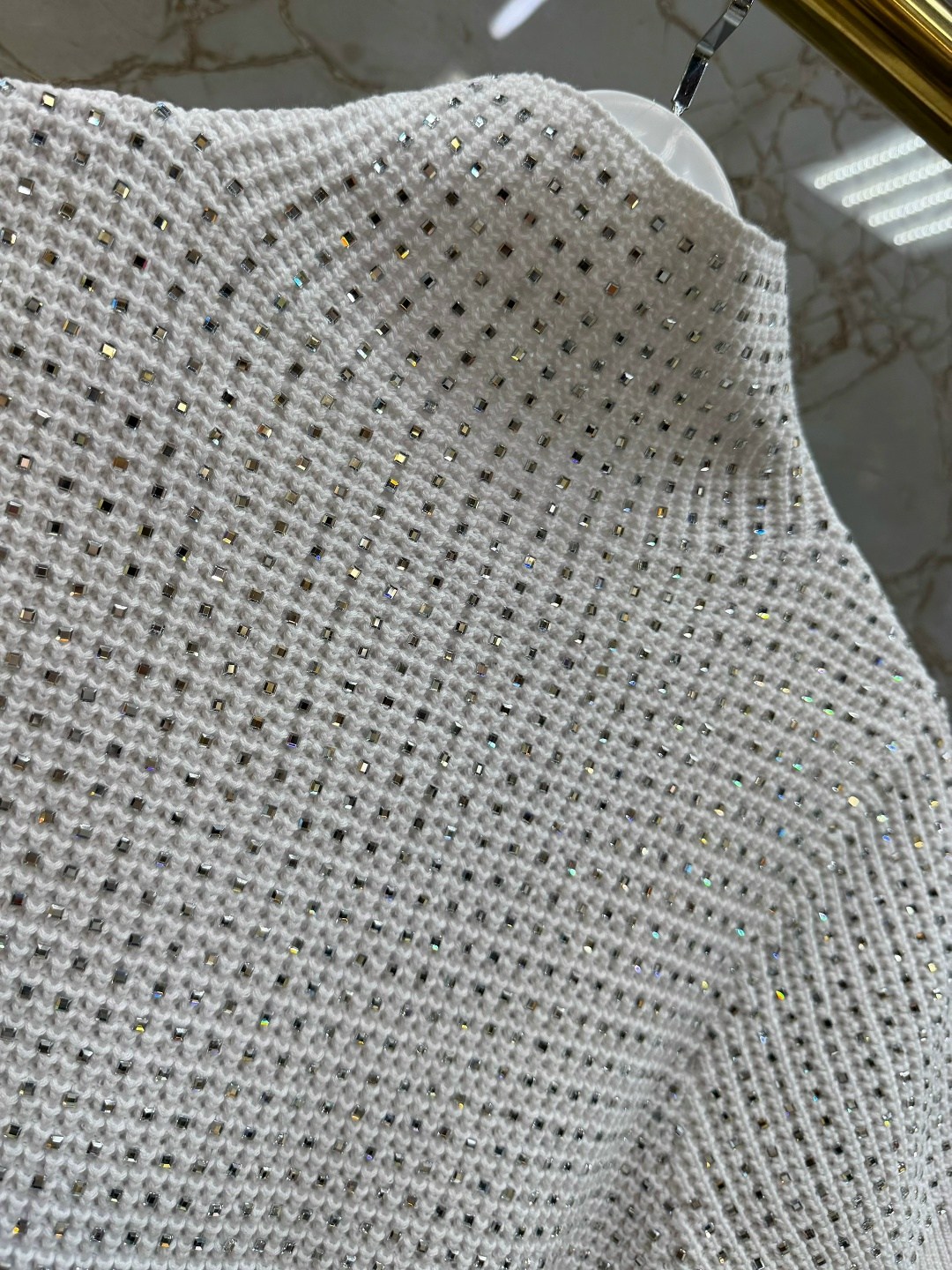 вязаные топы,джемпер бежевый,модные свитера,вязаные джемпера,кофточка