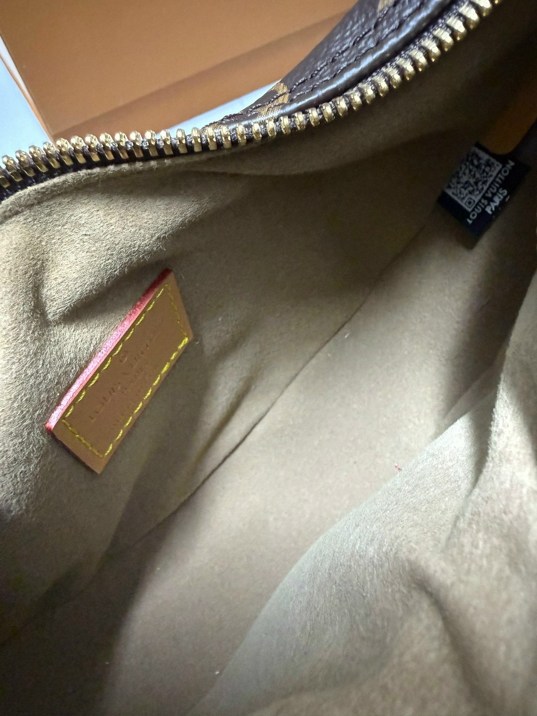 louis vuitton сумка на плечо,сумка louis vuitton женская,сумка луи виттон полумесяц,cумка louis vuitton,сумка луи виттон