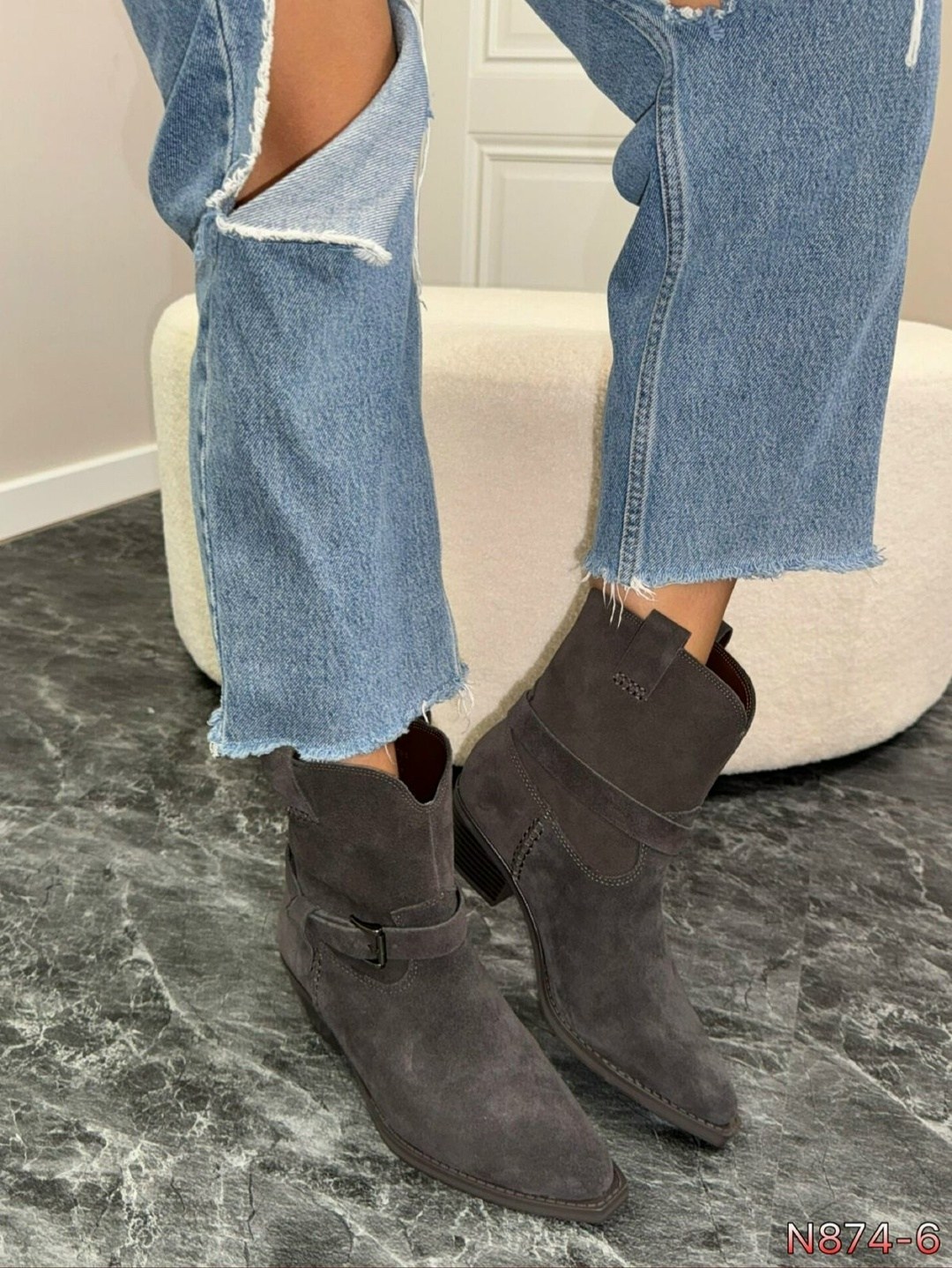 ботинки казаки демисезонные на среднем каблуке ledior 255855057,,казаки серые замшевые,женская ,казаки женские