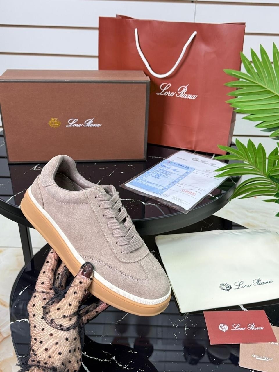 ,кроссовки loro piana,кеды loro piana,замшевые кроссовки,женские кроссовки