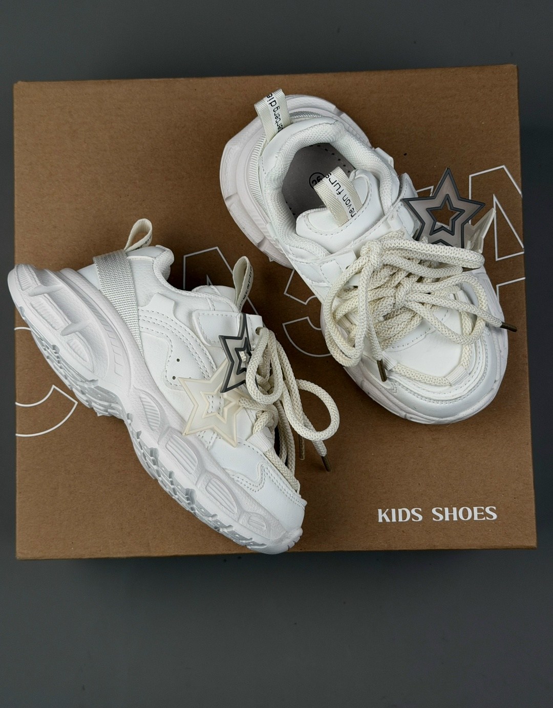 кроссовки,детские кроссовки,модные кроссовки,женские кроссовки, кроссовки